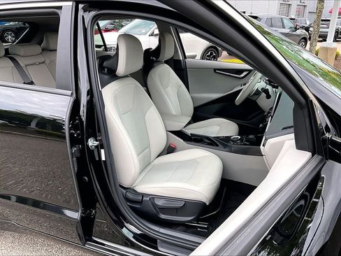 Used 2023 Kia Niro Wind w/ Wind Preserve Package FWD image 11