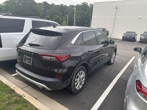 Used 2023 Ford Escape Active FWD image 6