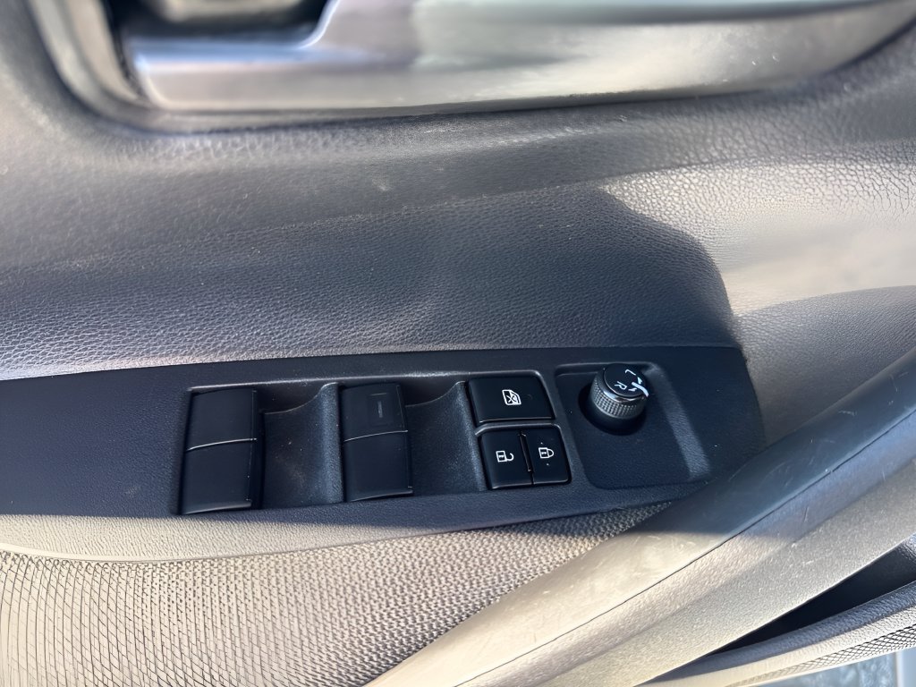 Used 2024 Toyota Corolla LE FWD image 22