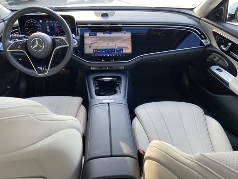 Used 2025 Mercedes-Benz E 450 4MATIC All-Terrain Wagon image 27