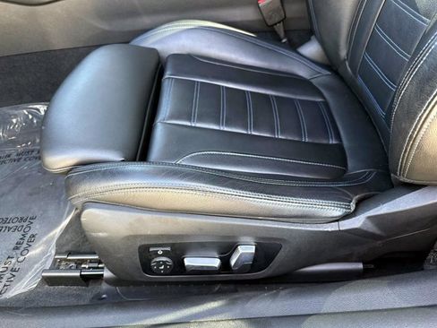 Used 2023 BMW 430i Coupe w/ M Sport Package image 14