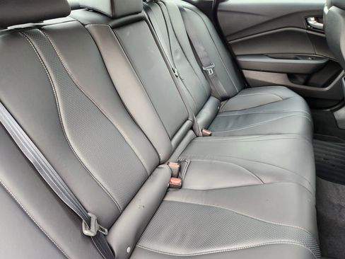 Certified 2025 Acura TLX w/ Technology Package image 17