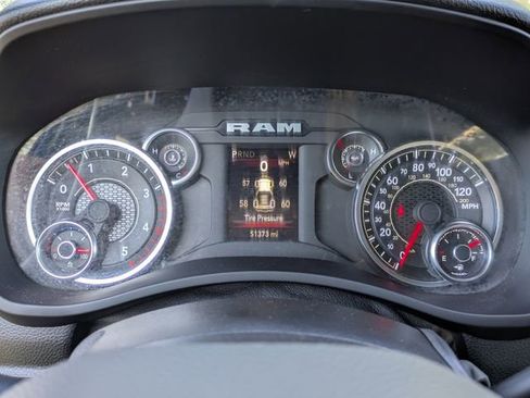 Used 2024 RAM 2500 Big Horn AWD/4WD image 29