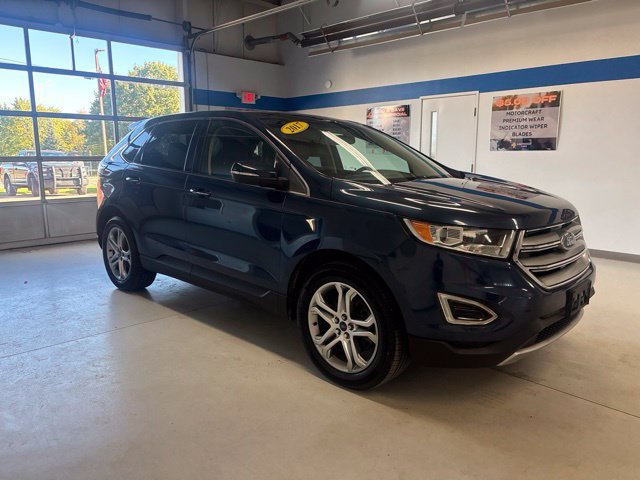 Used 2017 Ford Edge Titanium w/ Equipment Group 301A AWD/4WD image 3