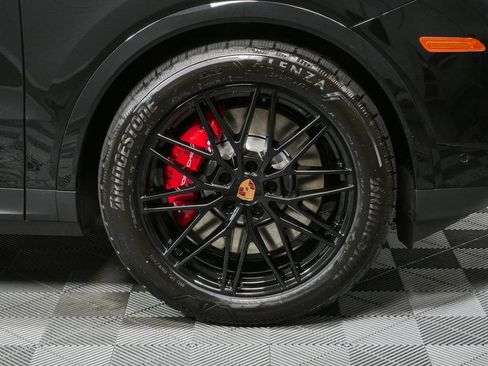 New 2026 Porsche Cayenne S AWD/4WD image 39