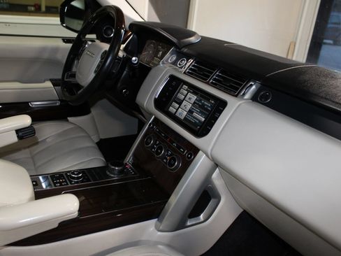 Used 2014 Land Rover Range Rover Supercharged AWD/4WD image 39