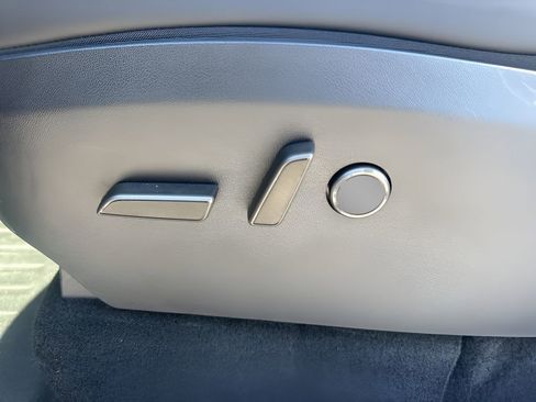 Used 2024 Tesla Model Y Long Range image 10