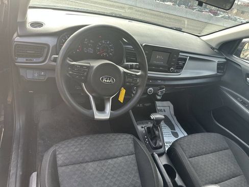 Used 2018 Kia Rio S image 5