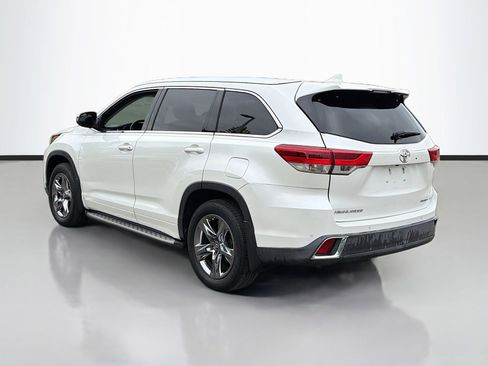 Used 2019 Toyota Highlander Limited Platinum AWD/4WD image 7