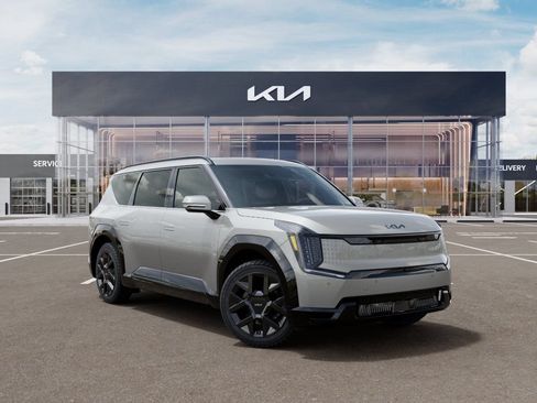 New 2026 Kia EV9 Land w/ Nightfall Edition Package AWD/4WD image 8