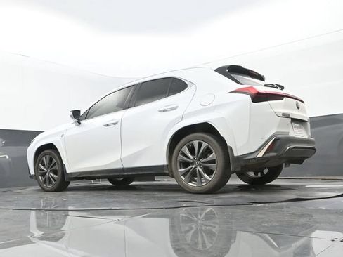 Used 2022 Lexus UX 200 F Sport w/ Accessory Package (Z2) FWD image 10