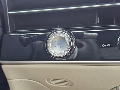 New 2026 Genesis GV70 3.5T Sport Prestige AWD/4WD image 17