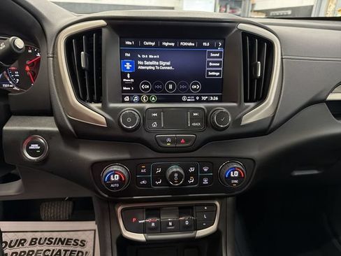Used 2024 GMC Terrain Denali w/ Denali Premium Package AWD/4WD image 16