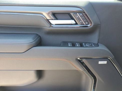New 2026 GMC Sierra 2500 AT4 w/ AT4 Premium Plus Package AWD/4WD image 18