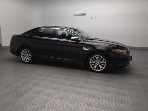 Used 2019 Ford Taurus Limited FWD image 11