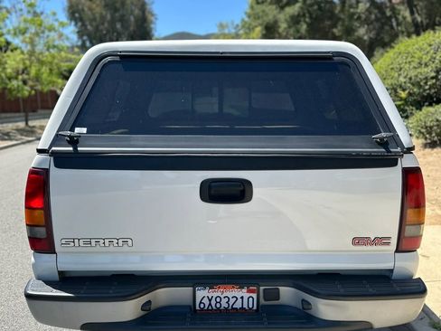 Used 2002 GMC Sierra 1500 2WD Extended Cab image 4