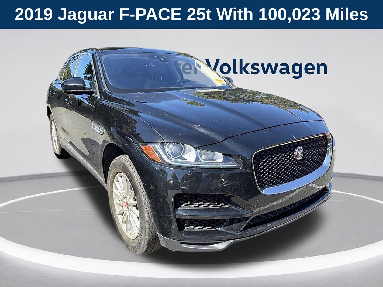 Used 2019 Jaguar F-PACE AWD/4WD image 1