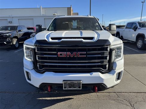 Used 2022 GMC Sierra 3500 AT4 image 2