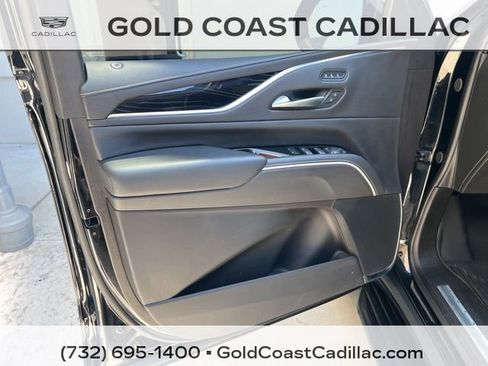 Used 2024 Cadillac Escalade Sport AWD/4WD image 20