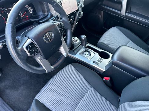 Used 2024 Toyota 4Runner SR5 image 10