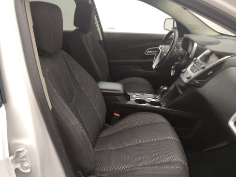 Used 2017 Chevrolet Equinox LT w/ Convenience Package FWD image 21