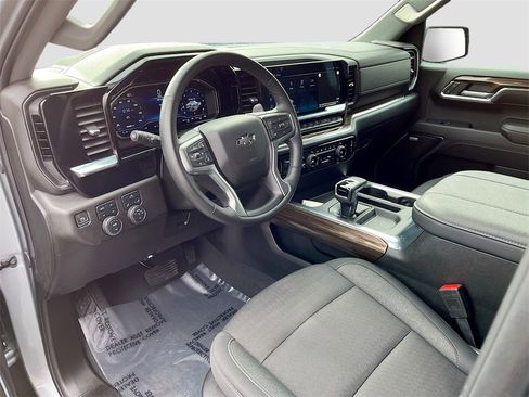 Used 2024 Chevrolet Silverado 1500 RST w/ All Star Edition Plus image 9