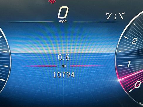 Used 2025 Mercedes-Benz GLE 450 4MATIC Coupe image 15