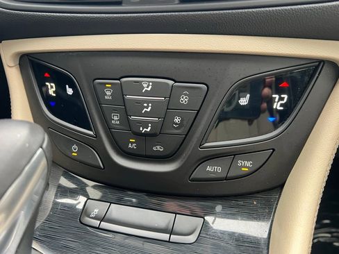 Used 2017 Buick Envision Preferred image 22