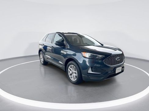 Used 2023 Ford Edge SEL AWD/4WD image 2