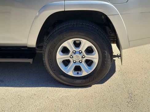 Used 2022 Toyota 4Runner SR5 image 8