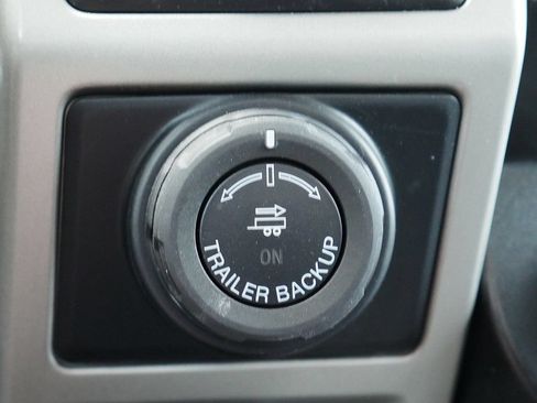 Used 2016 Ford F150 Lariat w/ Equipment Group 502A Luxury AWD/4WD image 37