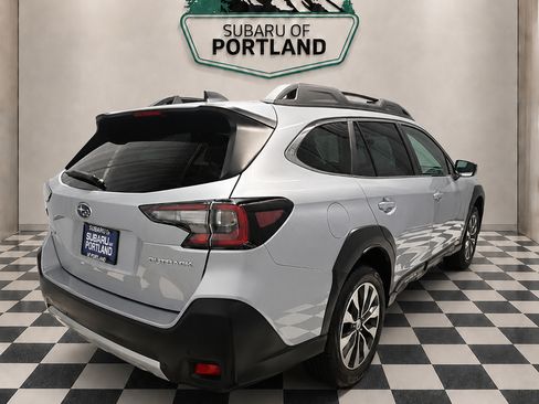Used 2024 Subaru Outback Limited AWD/4WD image 4