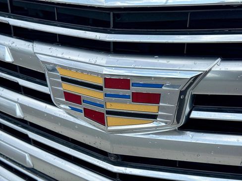 Used 2018 Cadillac Escalade ESV Platinum AWD/4WD image 11
