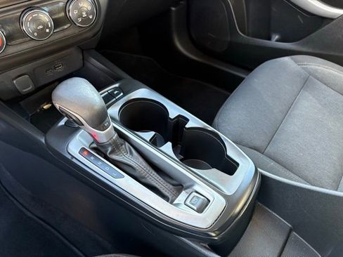 Used 2024 Chevrolet Trax LS image 29