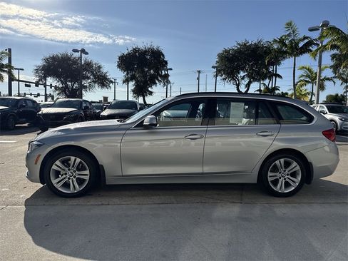 Used 2018 BMW 330i xDrive Wagon image 28