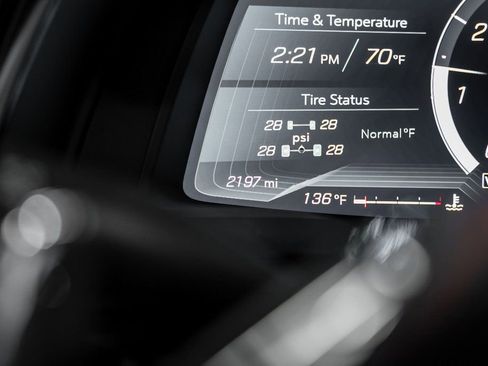 Used 2024 Chevrolet Corvette Stingray Premium Conv w/ 3LT image 40