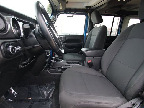 Used 2021 Jeep Wrangler Unlimited Sport image 6