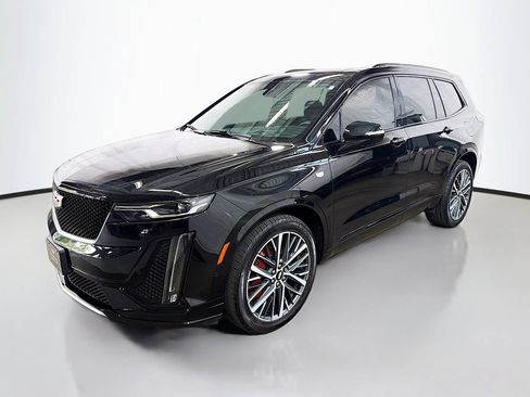 Used 2024 Cadillac XT6 Sport w/ Technology Package AWD/4WD image 5