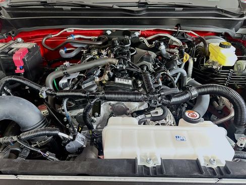 Certified 2026 Toyota Tacoma SR5 AWD/4WD image 29