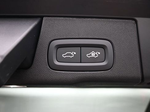 New 2026 Volvo XC60 T8 Plus w/ Protection Package Premier image 32