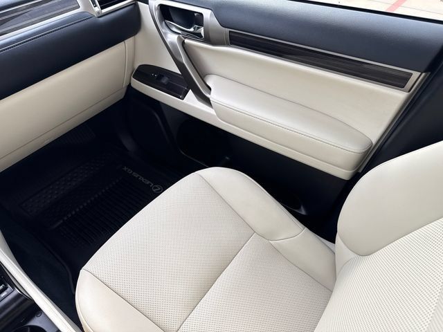 Used 2020 Lexus GX 460 Premium w/ Premium Package AWD/4WD image 15