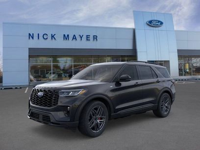 New 2025 Ford Explorer ST-Line w/ Premium Package