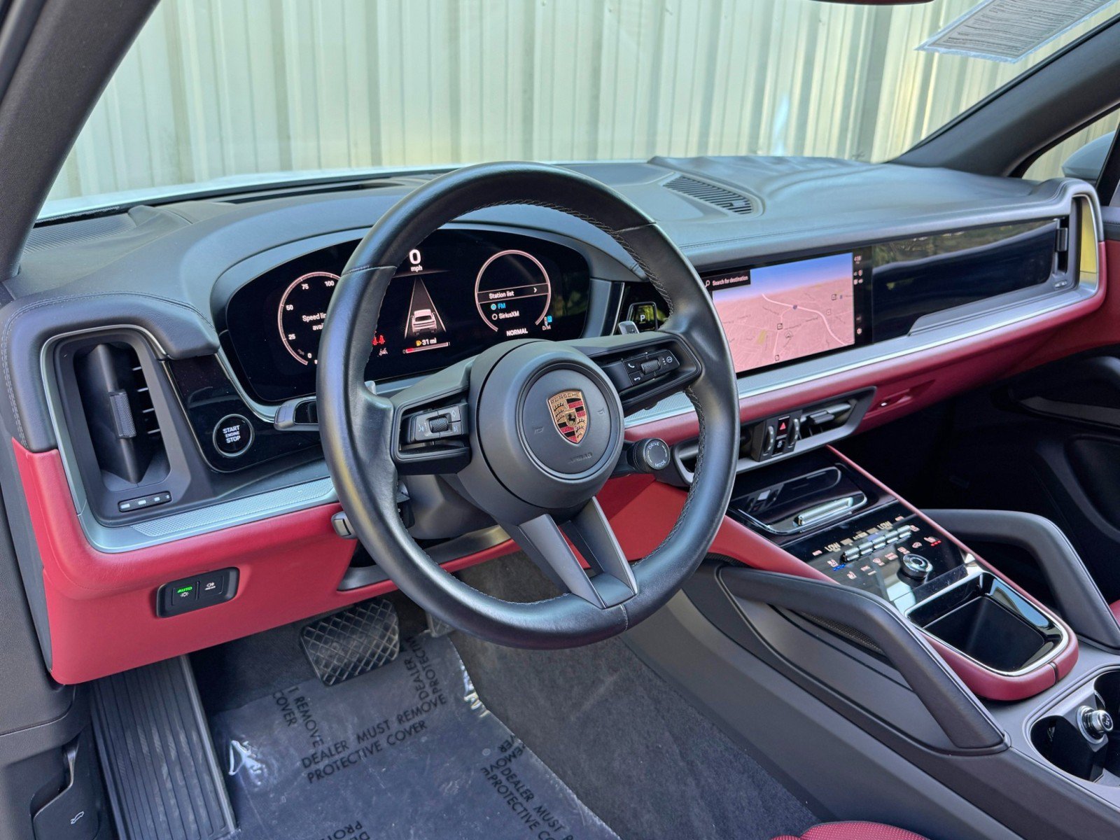 Used 2024 Porsche Cayenne AWD/4WD image 14