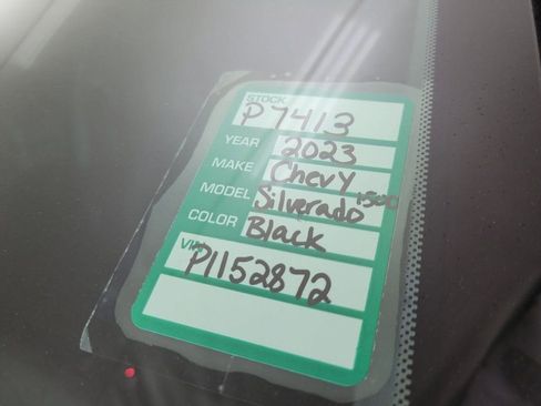 Certified 2023 Chevrolet Silverado 1500 LTZ w/ Z71 Off-Road Package image 21