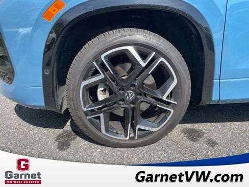 Certified 2025 Volkswagen Tiguan SEL R-Line AWD/4WD image 29