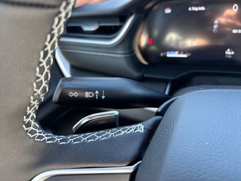 New 2025 Jeep Grand Cherokee Laredo X w/ Luxury Tech Group I image 23