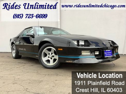 Used 1990 Chevrolet Camaro IROC-Z image 12
