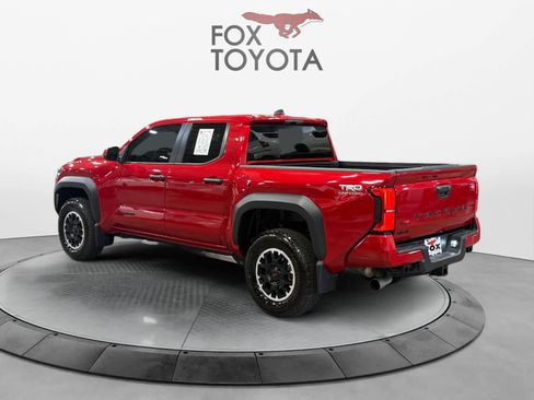 Used 2025 Toyota Tacoma TRD Off-Road AWD/4WD image 4