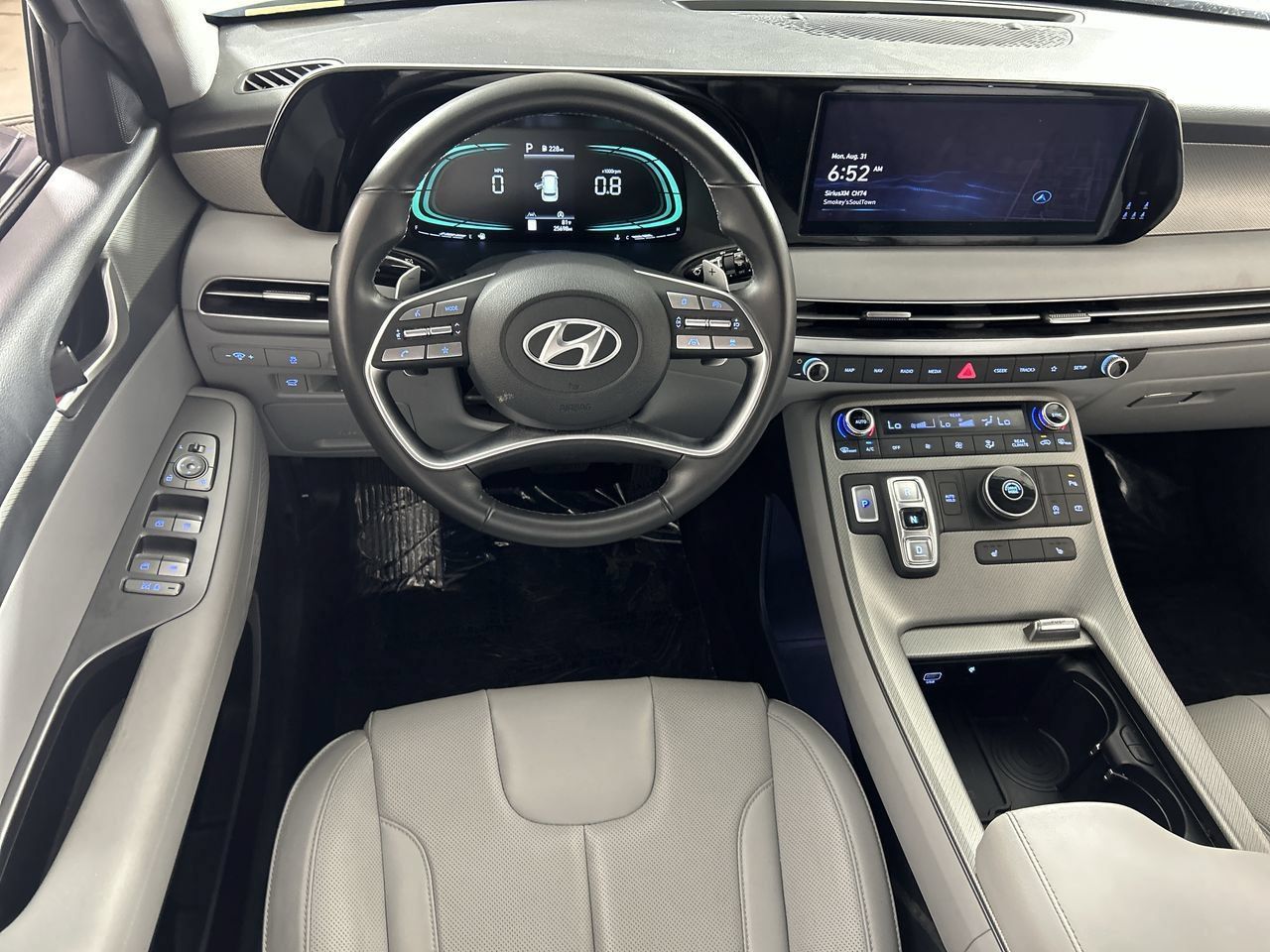 Used 2025 Hyundai Palisade SEL FWD image 22