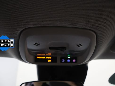 Certified 2025 Chevrolet Trax LT FWD image 28